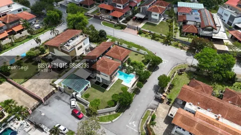 Stres Cari Rumah Luas? Banglo Corner Lot Ada Kolam Renang di Bukit Mahkota Kajang Ini Jawapannya! (Freehold & Gated)