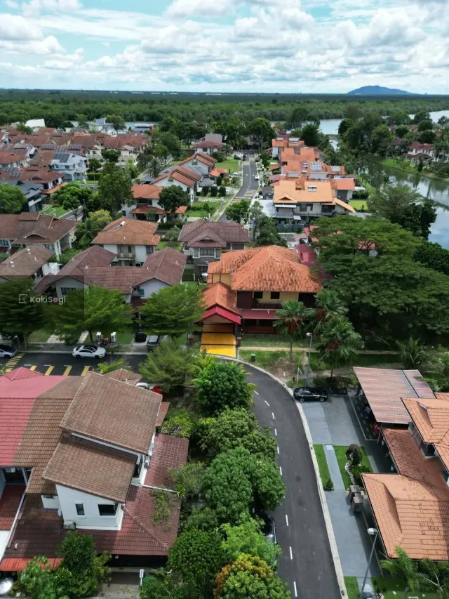 Miliki Banglo Corner Lot Paling Rare Tepi Lagoon, Glenmarie Cove