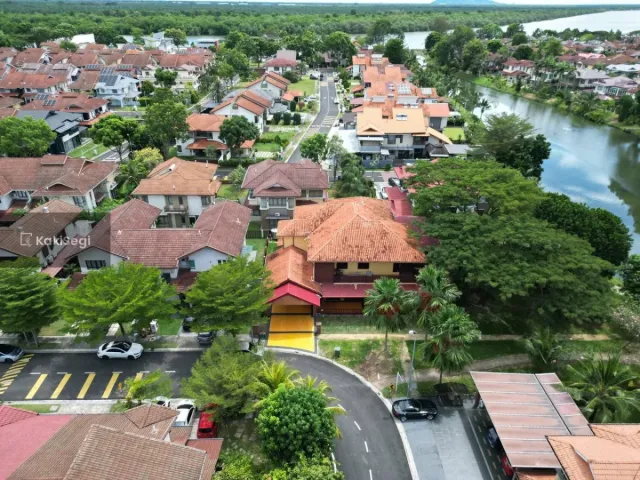 Miliki Banglo Corner Lot Paling Rare Tepi Lagoon, Glenmarie Cove