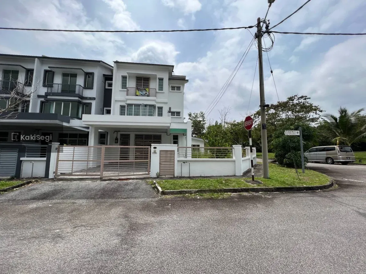 Ruginya Lepas Peluang! Rumah Corner Lot Kepayang Heights Seremban Below MV RM150k