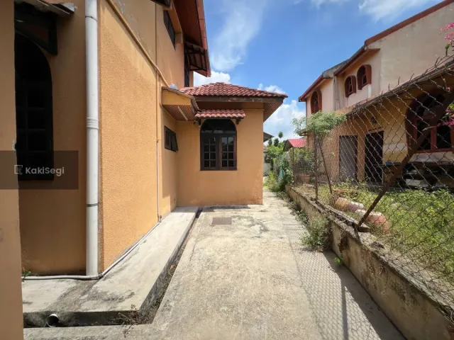 Miliki Ketenangan Hidup: Banglo 2 Tingkat Seksyen 3 Bandar Baru Bangi – Jalan Kaki ke Sekolah & Surau!