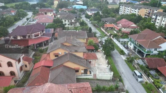 Miliki Ketenangan Hidup: Banglo 2 Tingkat Seksyen 3 Bandar Baru Bangi – Jalan Kaki ke Sekolah & Surau!