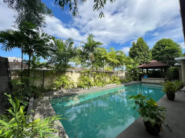 Banglo Impian 3.5 Tingkat di Mont Kiara, Rekaan Eksklusif Gaya Bali & Kolam Renang