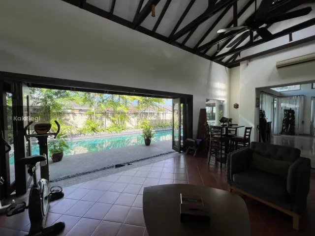 Banglo Impian 3.5 Tingkat di Mont Kiara, Rekaan Eksklusif Gaya Bali & Kolam Renang