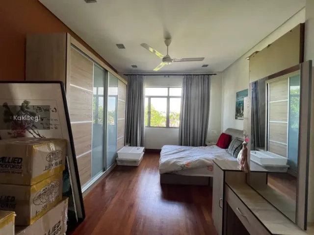 Banglo Impian 3.5 Tingkat di Mont Kiara, Rekaan Eksklusif Gaya Bali & Kolam Renang