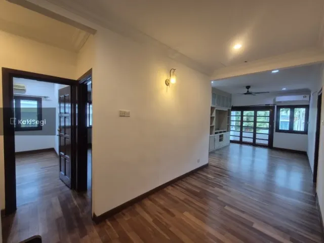 Rumah Impian Keluarga: Semi-D Corner Lot Saujana Impian Kajang