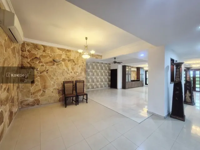 Rumah Impian Keluarga: Semi-D Corner Lot Saujana Impian Kajang
