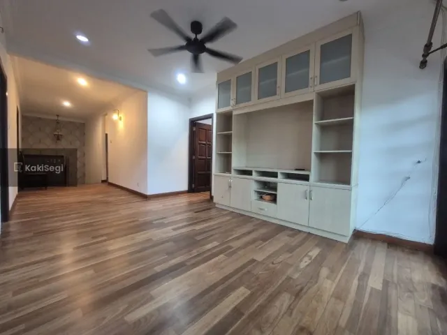 Rumah Impian Keluarga: Semi-D Corner Lot Saujana Impian Kajang
