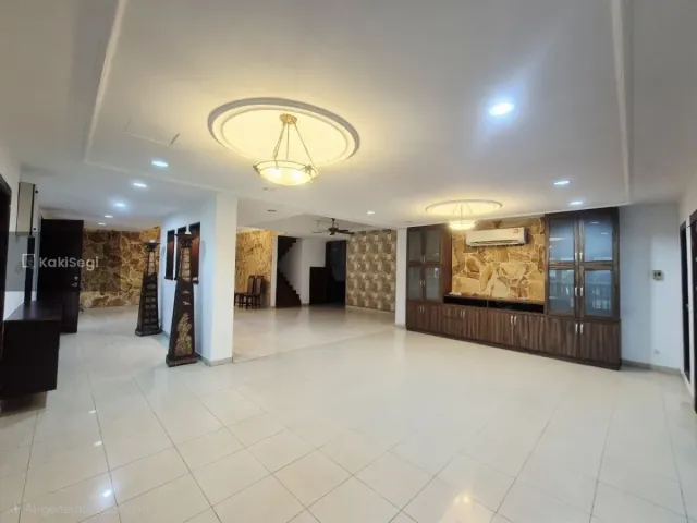 Rumah Impian Keluarga: Semi-D Corner Lot Saujana Impian Kajang