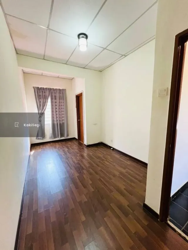 Stres Cari Rumah Murah? Ini Teres 2 Tingkat Facing Open di Taman Salak Perdana, Sepang – RM90K Bawah Market Value! (Bebas Banjir & Siap Kabinet Dapur)