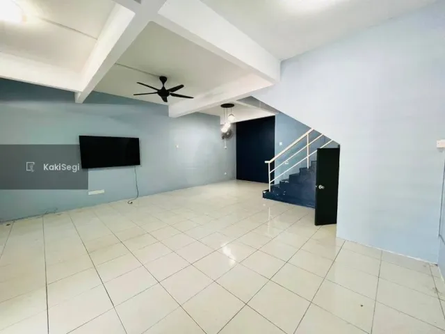 Stres Cari Rumah Murah? Ini Teres 2 Tingkat Facing Open di Taman Salak Perdana, Sepang – RM90K Bawah Market Value! (Bebas Banjir & Siap Kabinet Dapur)