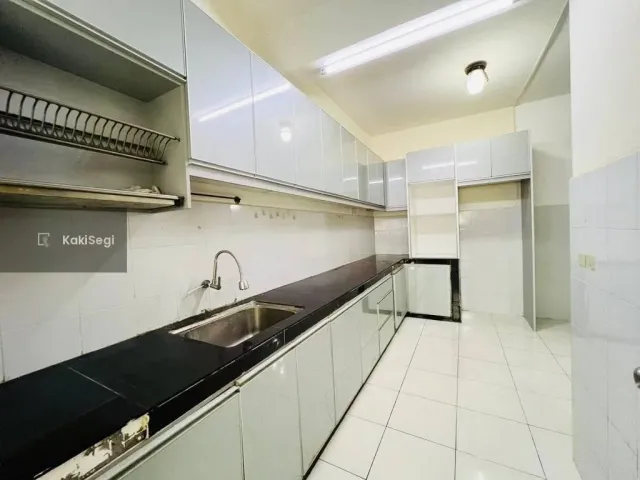 Stres Cari Rumah Murah? Ini Teres 2 Tingkat Facing Open di Taman Salak Perdana, Sepang – RM90K Bawah Market Value! (Bebas Banjir & Siap Kabinet Dapur)