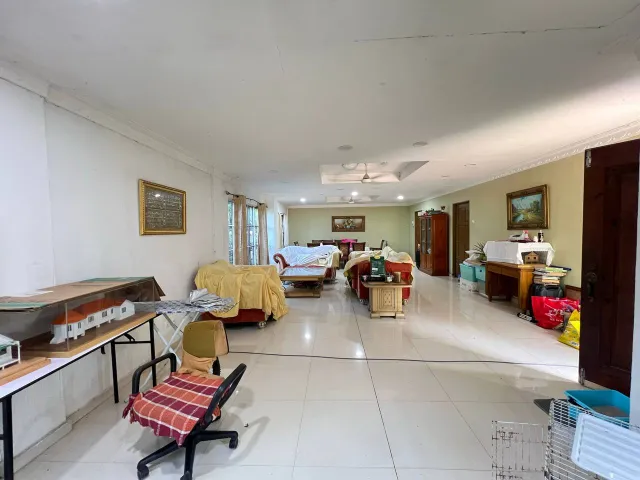 "Dah Lama Idamkan Rumah Macam Resort? Bungalow Tanah Mega @ Puncak Mekar Sg Merab Ini Jawapannya—7 Bilik Bawah RM900k!"