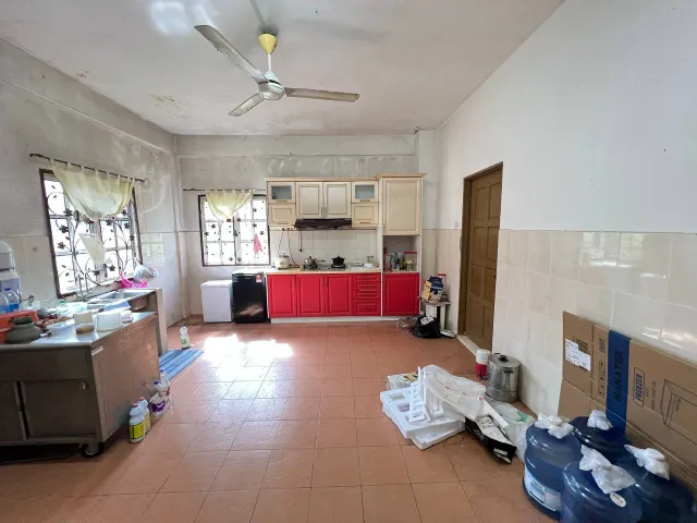"Dah Lama Idamkan Rumah Macam Resort? Bungalow Tanah Mega @ Puncak Mekar Sg Merab Ini Jawapannya—7 Bilik Bawah RM900k!"