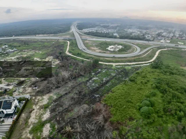 Pening Cari Tanah Murah Tepi Highway? Tanah Rata 1.7 Ekar di Teluk Panglima Garang Ini Sedia Dijual, Harga Berbaloi Sumpah Tak Rugi!