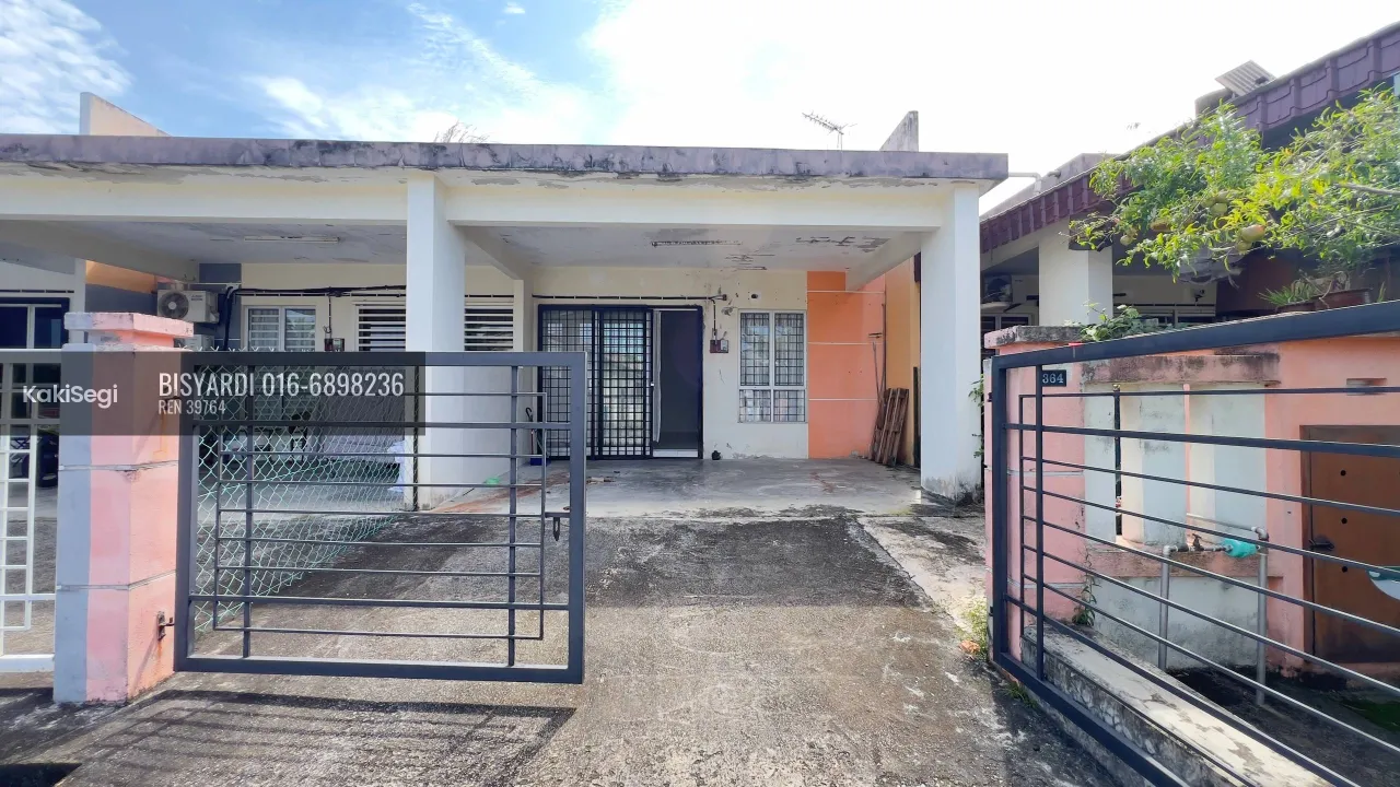 Rumah 1 Tingkat 3 bilik tidur. di Taman Jasmin Senawang, Negeri Sembilan. Keluasan bina 1,200 sqft. Pegangan Pajakan/Lot Bumiputera. Dijual pada harga RM 300,000.