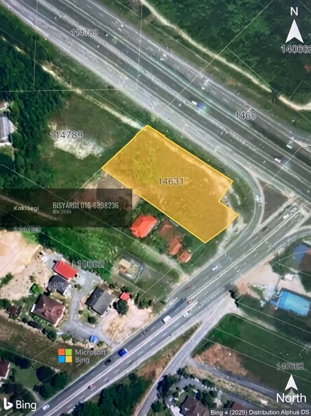 REBUT SEBELUM TERLEPAS! Tanah Tepi Flyover Dengkil – Tepi Jalan Utama, Harga Bawah Pasar!