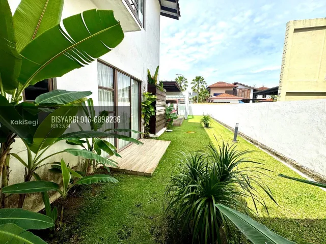 Stres Cari Rumah Luas? Banglo Corner Lot Ada Kolam Renang di Bukit Mahkota Kajang Ini Jawapannya! (Freehold & Gated)