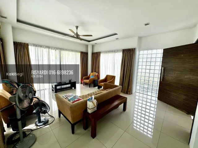 Stres Cari Rumah Luas? Banglo Corner Lot Ada Kolam Renang di Bukit Mahkota Kajang Ini Jawapannya! (Freehold & Gated)