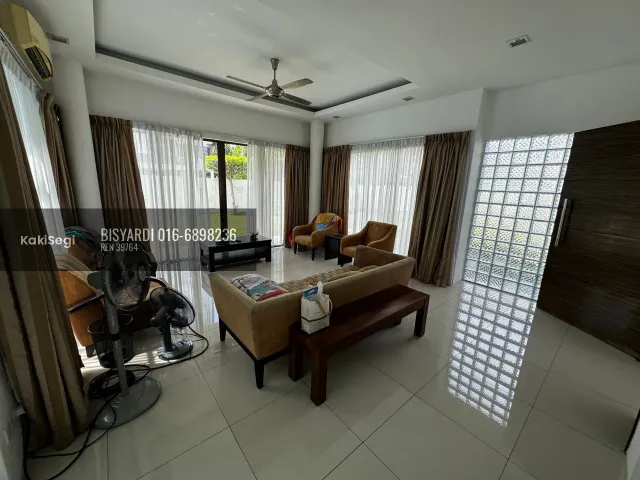 Stres Cari Rumah Luas? Banglo Corner Lot Ada Kolam Renang di Bukit Mahkota Kajang Ini Jawapannya! (Freehold & Gated)