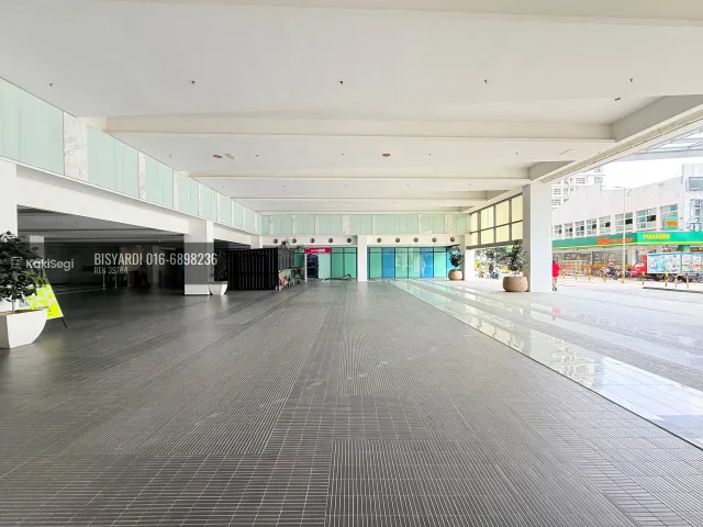 6 Storey Office Building for Sale in Cyberjaya – Full Block Corporate Tower