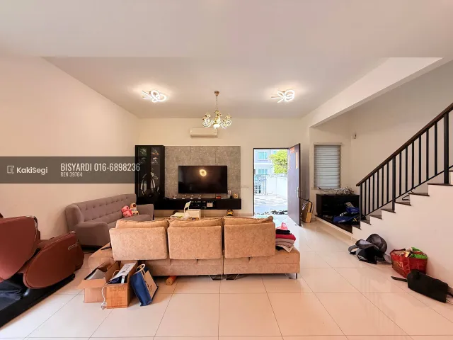 Rugi Lepas! Rumah Corner Lot Terbesar di Garden Homes Ebonylane Semenyih Untuk Dijual
