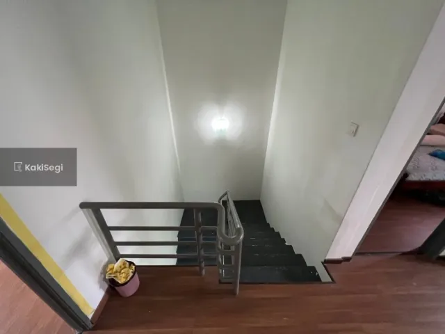 Rasa Tenang Ada Laman Sendiri! Teres 2 Tingkat Salak Perdana Sepang [Freehold & Extra 10ft Tanah]