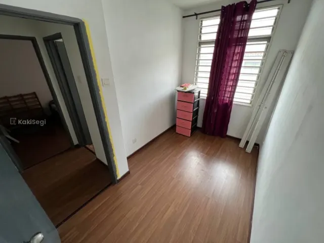 Rasa Tenang Ada Laman Sendiri! Teres 2 Tingkat Salak Perdana Sepang [Freehold & Extra 10ft Tanah]