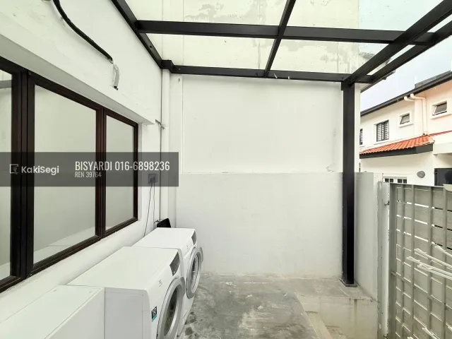 STRES CARI RUMAH BANGI? Ini Teres 2 Tingkat Kasih Residence Setia Alam Sari – Cantik, Luas & Facing Open!