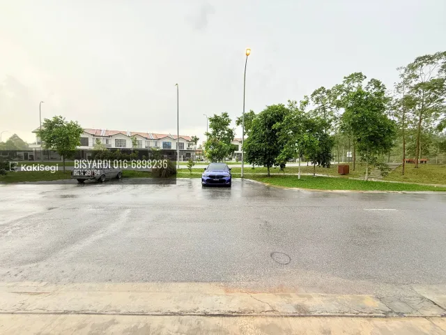 STRES CARI RUMAH BANGI? Ini Teres 2 Tingkat Kasih Residence Setia Alam Sari – Cantik, Luas & Facing Open!