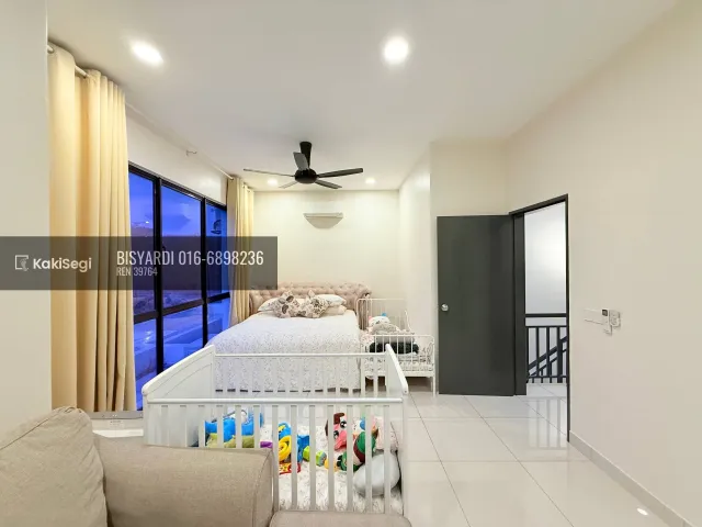 STRES CARI RUMAH BANGI? Ini Teres 2 Tingkat Kasih Residence Setia Alam Sari – Cantik, Luas & Facing Open!