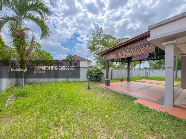 Damai & Luas! Corner Lot Seksyen 7 Shah Alam Menghadap Padang Terbuka