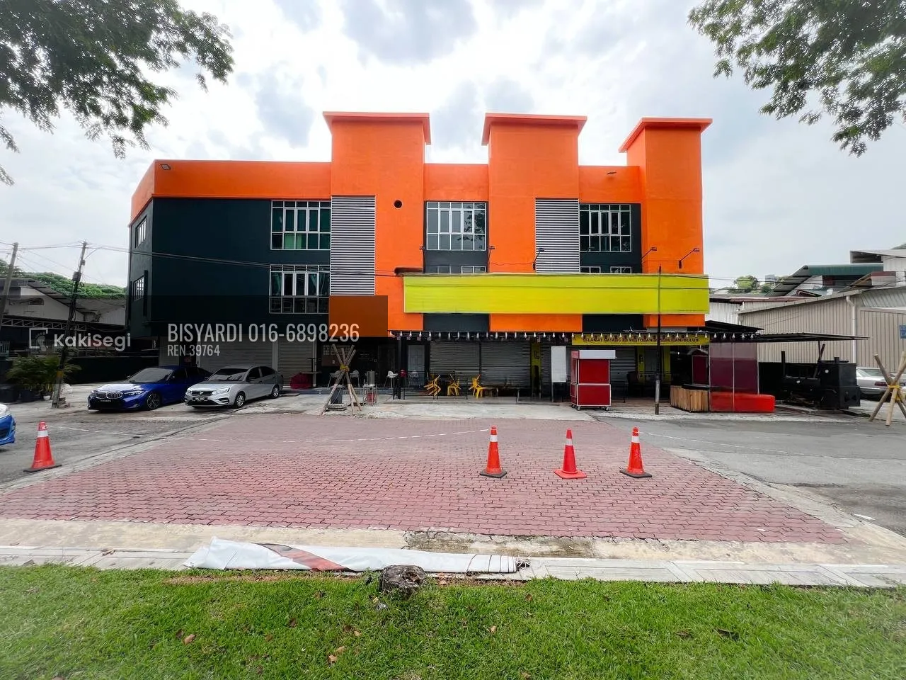 Rugi Lepas Peluang! Wisma 3 Tingkat Tepi Jalan Utama Bandar Tun Razak Cheras
