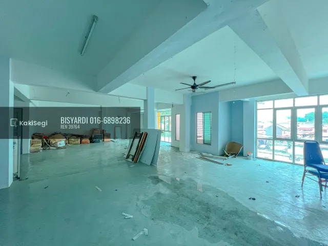 Rugi Lepas Peluang! Wisma 3 Tingkat Tepi Jalan Utama Bandar Tun Razak Cheras