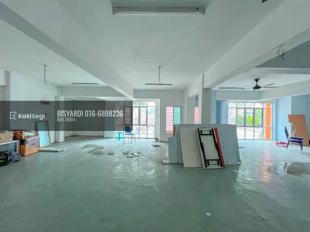 Rugi Lepas Peluang! Wisma 3 Tingkat Tepi Jalan Utama Bandar Tun Razak Cheras