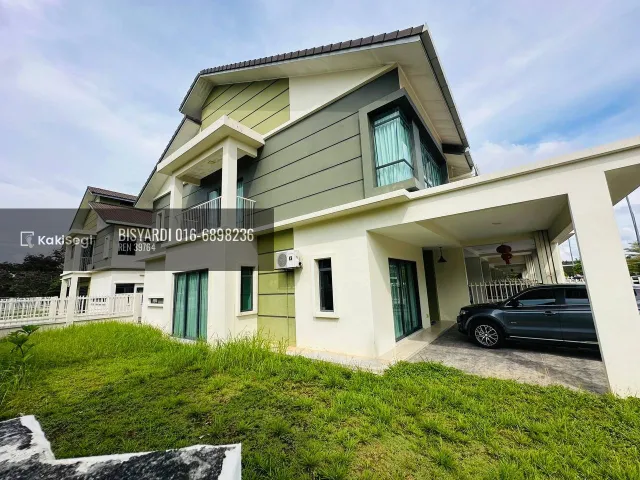 "Miliki Rumah Impian Corner Lot Luas di Kota Warisan Sepang – Freehold & Fully Renovated!"