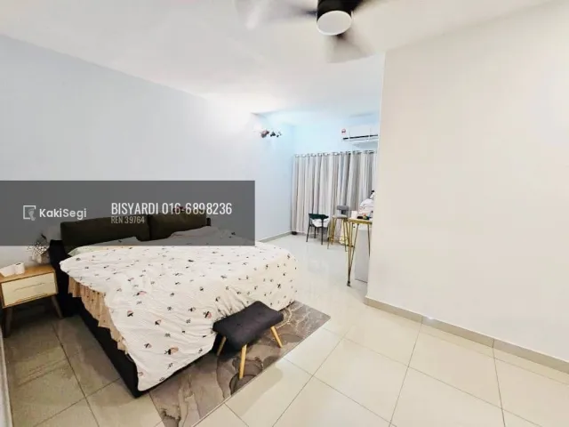 "Rasa Tenang Pindah Sini! Rumah Renovated & Fully Furnished Evira Kota Warisan Sepang – Freehold Dekat KLIA Bawah Market Value!"