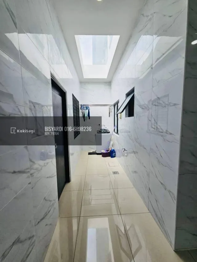 "Rasa Tenang Pindah Sini! Rumah Renovated & Fully Furnished Evira Kota Warisan Sepang – Freehold Dekat KLIA Bawah Market Value!"