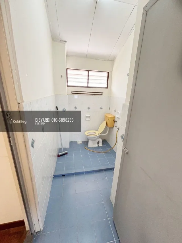 "Rumah Impian Poket Selamat: End Lot 2 Tingkat Ada Tanah, Bandar Tasik Kesuma Semenyih [Freehold & Murah]"