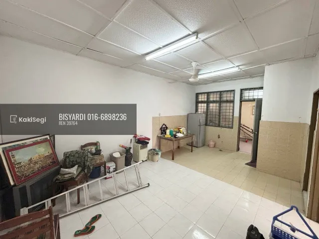 "Puas Hati Tengok Laman Luas Macam Ni! Semi-D Corner Lot Taman Seroja, Sepang – Lokasi Strategik Dekat Sekolah!"