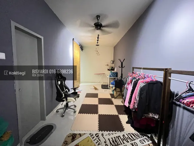 Rumah Teras 2 Tingkat Freehold di Salak Perdana, Sepang. Dekat KLIA, ERL & Nilai. Hubungi Ady!