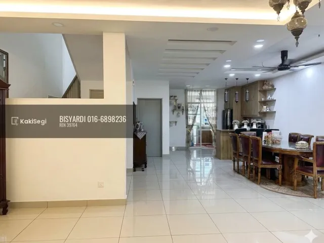 "Tak Perlu Rebut Parkir! Rumah Cantik Open Facing View Gunung Rimbun Vista Seremban 2 – Siap Solar Panel 10KW!"