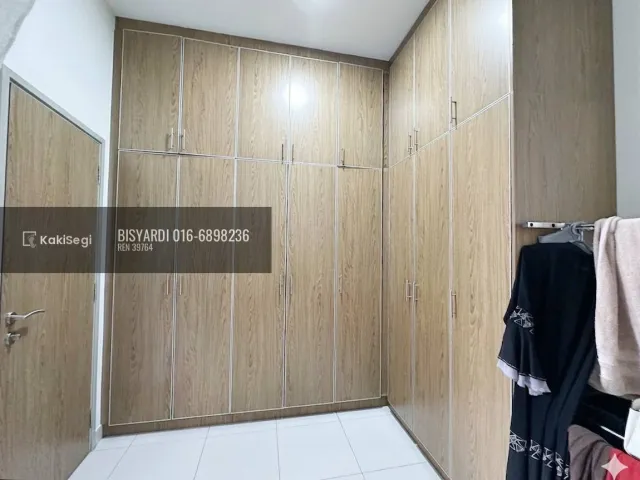"Tak Perlu Rebut Parkir! Rumah Cantik Open Facing View Gunung Rimbun Vista Seremban 2 – Siap Solar Panel 10KW!"