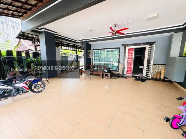 Idaman Keluarga Besar: Teras 3 Tingkat Setapak Ria Ada Tanah Tepi!