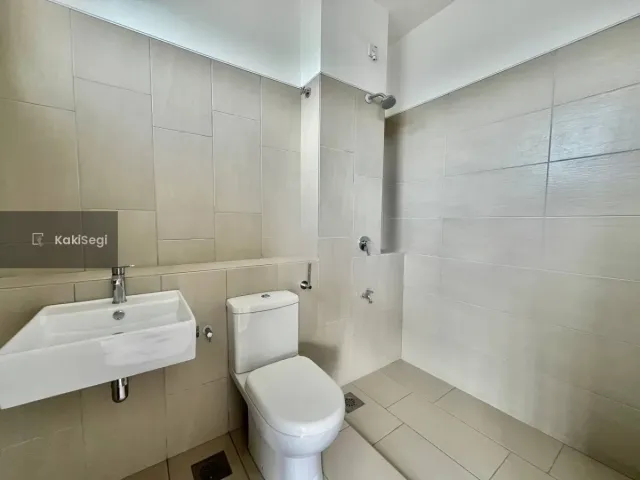"[FOR SALE] Rumah Corner Lot Tanah Luas Serene Heights Semenyih — Facing Playground (Freehold)"