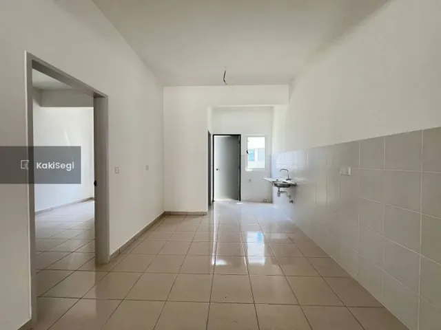 Rumah Teres Baru M Senyumia, Bandar Baru Salak Tinggi Sepang!