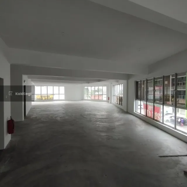 Lubuk Duit Terhad! Corner Lot Shoplot Bandar Puteri Bangi Untuk Dijual – GF Dah Ada Penyewa!