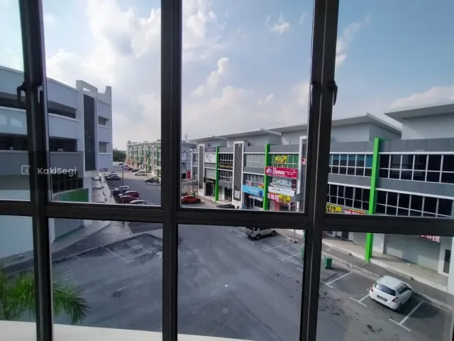 Lubuk Duit Terhad! Corner Lot Shoplot Bandar Puteri Bangi Untuk Dijual – GF Dah Ada Penyewa!