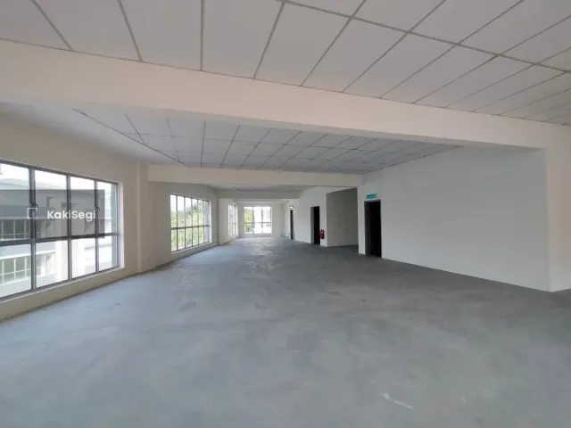 Lubuk Duit Terhad! Corner Lot Shoplot Bandar Puteri Bangi Untuk Dijual – GF Dah Ada Penyewa!