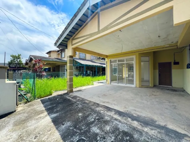 "Stress Cari Rumah Besar? Miliki Semi D Baru & Murah di Taman Dahlia, Salak Tinggi Sepang – Harga Runding Selesai!"